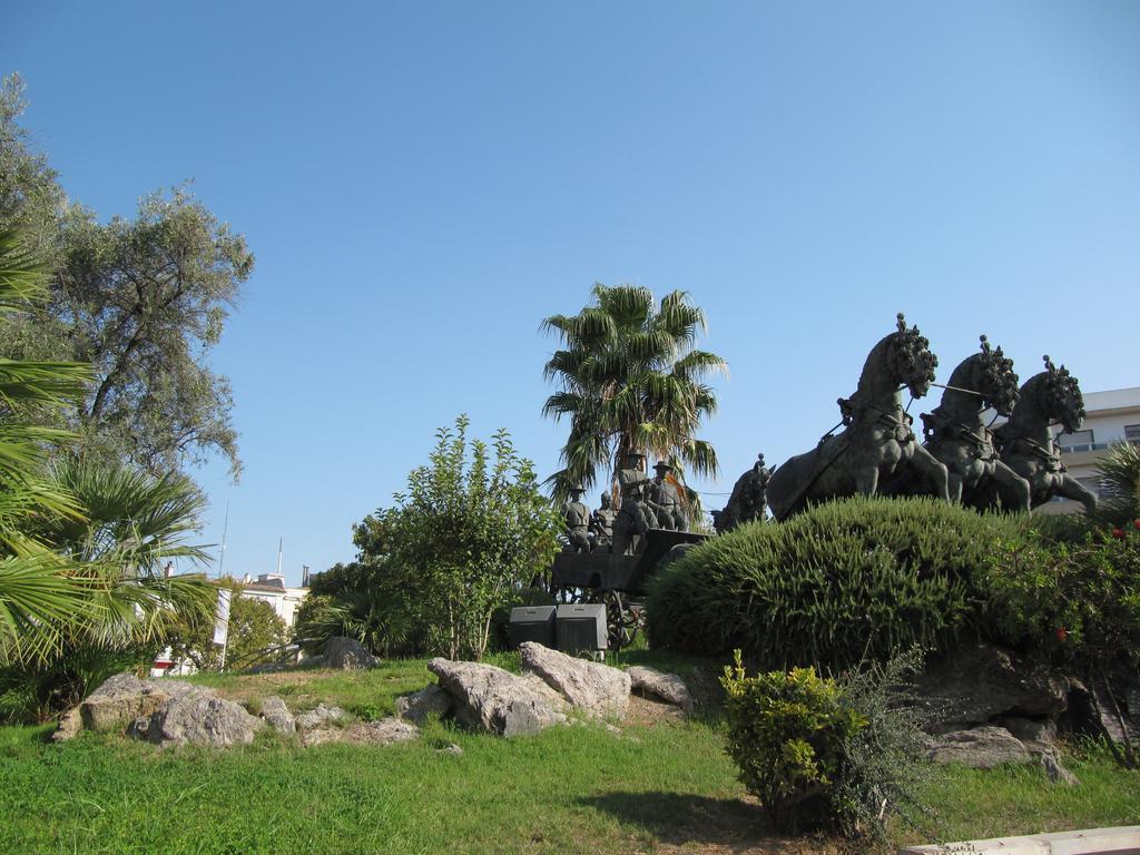 Life Apartments Guadalete Jerez de la Frontera Buitenkant foto