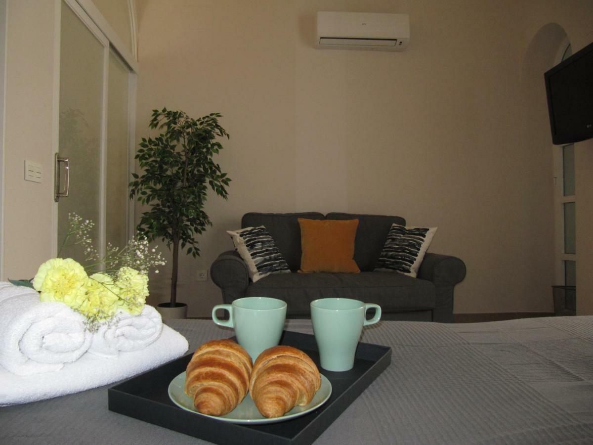 Life Apartments Guadalete Jerez de la Frontera Buitenkant foto
